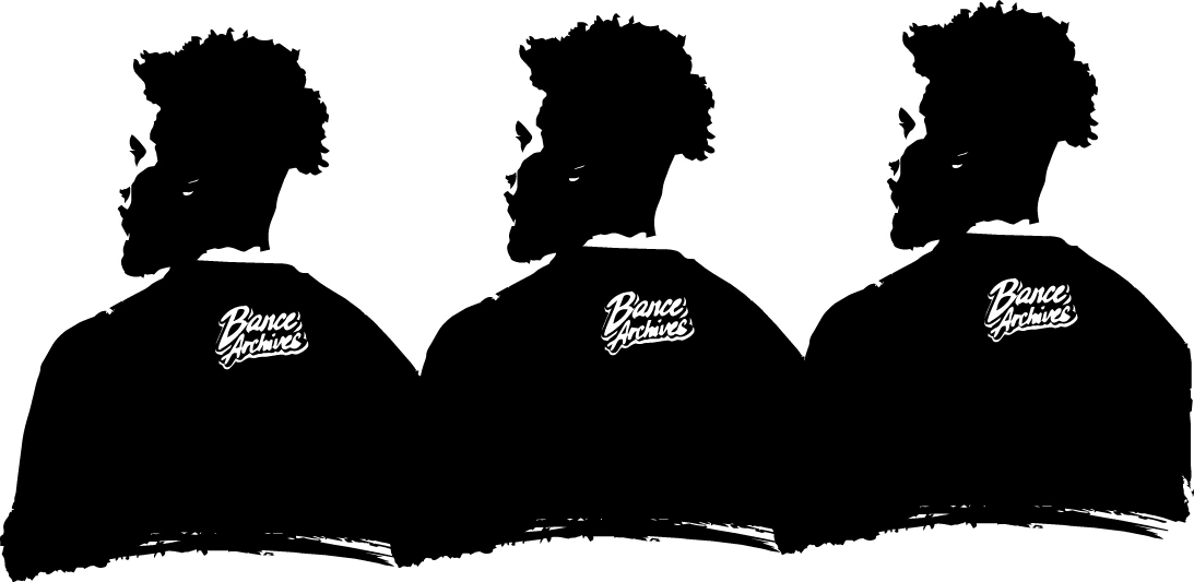 Le motif de Season 01 : trois silhouettes de Dany de dos